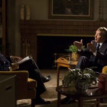 Michael Sheen e Frank Langella in una scena del film Frost/Nixon
