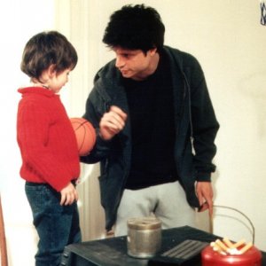 Sartoretti in una scena della commedia Eccomi qua