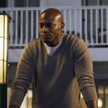 Taye Diggs in una scena dell'episodio 'Addison dà una festa' della prima stagione di Private Practice