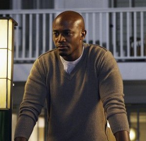 Taye Diggs in una scena dell'episodio 'Addison dà una festa' della prima stagione di Private Practice