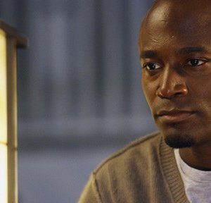 Taye Diggs in una sequenza dell'episodio 'Addison dà una festa' della prima stagione di Private Practice
