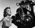 Pianeti proibiti e scimmie parlanti: la fantascienza al potere