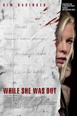 Nuovo poster per il film While She Was Out