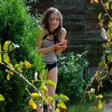 Léora Barbara sul set del film Stella