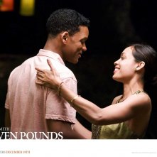 Un del film Sette anime con Will Smith e Rosario Dawson