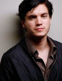 Emile Hirsch. L'attore è nato il 13 marzo 1985, sotto il segno dei Pesci.