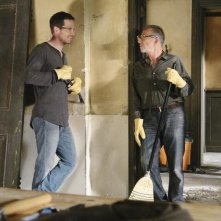 Ron Rifkin e  Luke MacFarlane nell'episodio 'Unfinished Business' della terza stagione di Brothers & Sisters