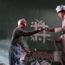 Giovanni e Aldo in un'immagine del film Il cosmo sul comò