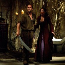 Jason Statham e Claire Forlani in una scena del film In the Name of the King: A Dungeon Siege Tale