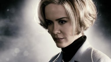 Sarah Paulson è Ellen Dolan nel film The Spirit