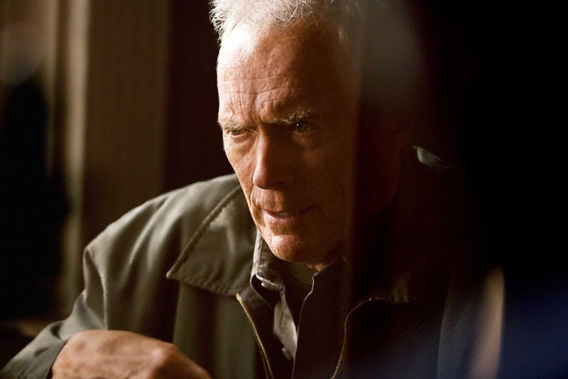 Clint Eastwood In Una Scena Del Film Gran Torino 99403