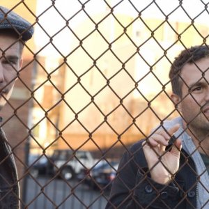 Ethan Hawke e Mark Ruffalo in una scena del film What Doesn't Kill You