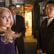 Hayden Panettiere, Masi Oka e Robert Forster  in una scena dell'episodio Our Father di Heroes