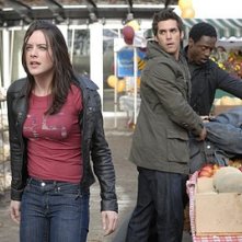 Michelle Ryan Isaiah Washington E Jordan Bridges Nell Episodio Studi Universitari Di Bionic Woman 99480