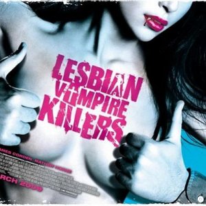 Una sexy immagine promozionale per il film Lesbian Vampire Killers