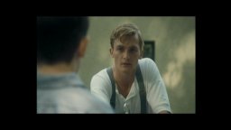 Il bambino con il pigiama a righe - Clip