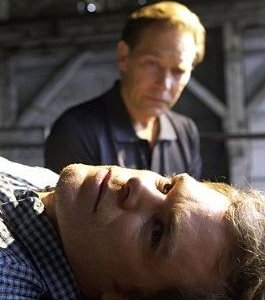 James Remar e Michael C. Hall in una scena dell'episodio 'Do You Teke Dexter Morgan?' di Dexter