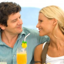 Fabio De Luigi e Michelle Hunziker in una sequenza del 'cinepanettone' Natale a Rio