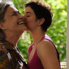 Dorotheea Petre e Ilaria Occhini in una scena di Mar Nero