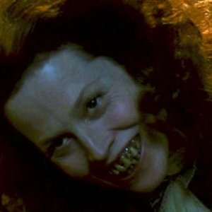 Sigourney Weaver in Biancaneve nella foresta nera