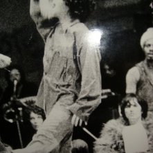 1970: Giselda Castrini nel musical Hair (prima edizione italiana) dietro di lei, Ronnie Jones