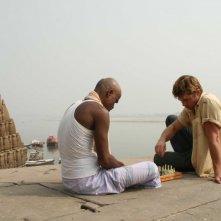 Brad Pitt in una scena del film Il curioso caso di Benjamin Button