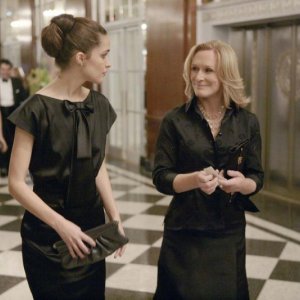 Glenn Close e Rose Byrne nell'episodio I lied, too di Damages