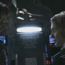 Grace Park e Katee Sackhoff in una scena dell'episodio Faith di Battlestar Galactica