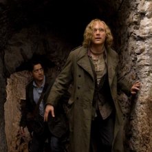 Brendan Fraser e Paul Bettany in una scena del film Inkheart - La leggenda di cuore d'inchiostro