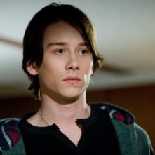 Lou Taylor Pucci interpreta Alex Breslin nel film The Horsemen