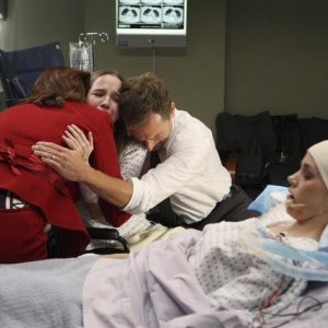 Una scena drammatica dell'episodio 'All By Myself' della serie tv Grey's Anatomy