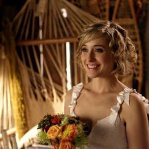 Allison Mack nel giorno delle nozze di Chloe nell'episodio 'Bride' della serie tv Smallville