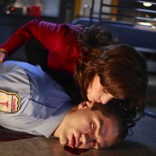 Erica Durance e Sam Witwer nell'episodio 'Bloodline' della serie tv Smallville