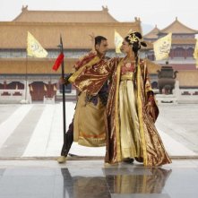 Akshay Kumar e Deepika Padukone in una scena del film Chandni Chowk to China