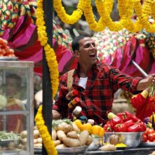 Akshay Kumar in una sequenza di Chandni Chowk to China