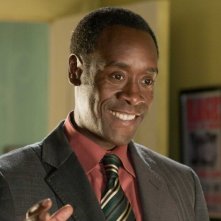 Don Cheadle interpreta Bernie nel film Hotel Bau