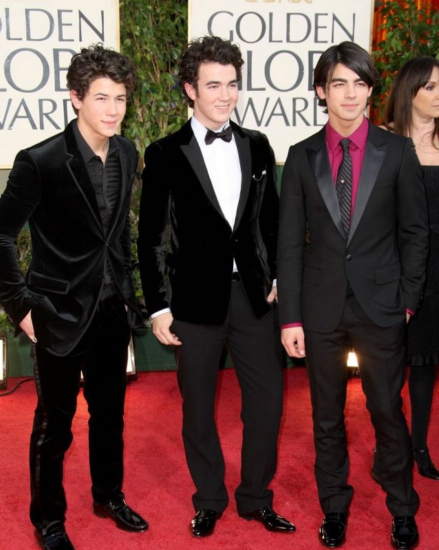 Jonas Brothers Sul Tappeto Rosso Dei Golden Globes 2009 101431