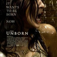Una inquietante locandina del film Il mai nato (The Unborn, 2009)