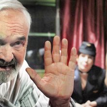 Zdenek Sverák in un'immagine del film Vuoti a rendere