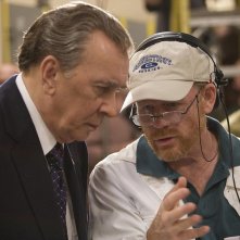 Frank Langella e il regista Ron Howard sul set del film Frost/Nixon - Il duello
