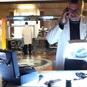 Ugo Dighero in una scena della stagione 5 di R.I.S. - Delitti imperfetti