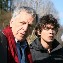 Riccardo Scamarcio insieme a Costa-Gavras sul set di Eden is West