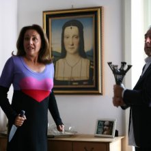 Carla Signoris e Silvio Orlando in una scena del film Ex