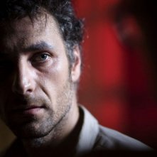 Raoul Bova è Chersi nel film Aspettando il sole