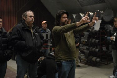 Ronald D. Moore sul set dell'episodio A Disquiet Follows My Soul di Battlestar Galactica