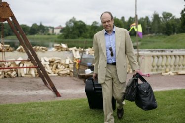 Carlo Verdone in una scena del film Italians