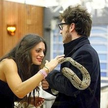 Grande Fratello 9 Cristina E Nicola Fanno Amicizia Col Serpente Di Siria 102839