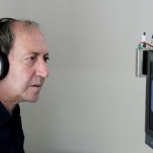 Il regista Giuseppe Piccioni sul set del film Giulia non esce la sera