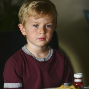 Il piccolo William Blanchette nell'episodio The Little Prince di Lost