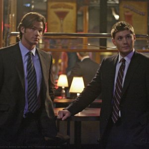 Jensen Ackles e Jared Padalecki in una scena dell'episodio Sex and Violence di Supernatural